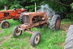 ALLIS CHALMERS WD45 TRACTOR