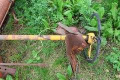 ALLIS CHALMERS TRACTOR FRAME
