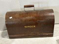 SINGER ELECTRIC SEWING MACHINE MODEL Y4284325 WITH CASE