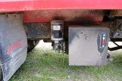 2004 PETERBILT 330 TANDEM AXLE DUMP TRUCK