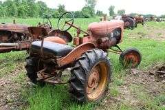 ALLIS CHALMERS 'B' TRACTOR
