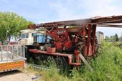 1975 FORD TRUCK & BUCYRUS ERIE 22-W DRILL