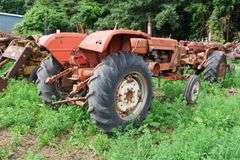 ALLIS CHALMERS D15 TRACTOR