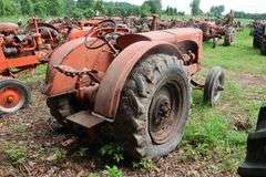 ALLIS CHALMERS 'WF' UNSTYLED TRACTOR