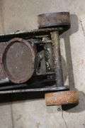 FLOOR JACK