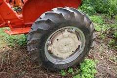 ALLIS CHALMERS D12 SERIES III TRACTOR