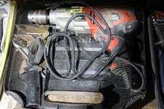 MASTERCRAFT DRILL WITH BATTERY & CHARGER, BLACK & DECKER ELECTRIC DRILL, SPOT SAND BLASTER
