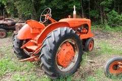 ALLIS CHALMERS 'WD' TRACTOR