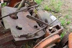 ALLIS CHALMERS TRACTOR FRAME