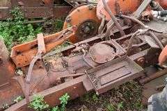 ALLIS CHALMERS TRACTOR FRAME