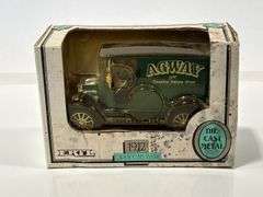 ERTL AGWAY 1912 OPEN CAB BANK - 1/25