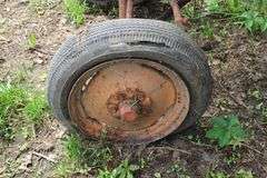 ALLIS CHALMERS 'B' TRACTOR