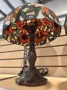 PAIR OF TIFFANY STYLE LAMPS - 18"