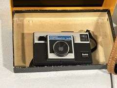 KODAK INSTAMATIC X-15 CAMERA & KODAK BROWNIE STARMITE II CAMERA