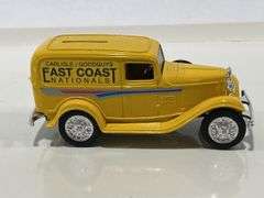 ERTL EAST COAST NATIONALS 1932 PANEL DELIVERY BANK - 1/25