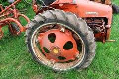 ALLIS CHALMERS 'G' TRACTOR