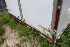 2005 CARMATE 7'X16' TANDEM ENCLOSED TRAILER