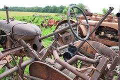 ALLIS CHALMERS 'C' STEEL WHEEL TRACTOR WITH CULTIVATOR