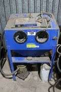 POWER FIST SANDBLASTING CABINET