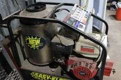 EASY KLEEN MAGNUM GOLD 4000 GAS POWERED 15 HP ELECTRONIC IGNITION