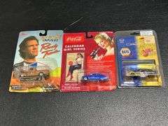 GROUP OF ASSORTED DIE CAST CARS & BATMAN PENCIL
