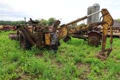 ALLIS CHALMERS I60 TRACTOR/LOADER/BACKHOE