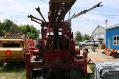 1983 GMC 7000 TRUCK & BUCYRUS ERIE 22W DRILL