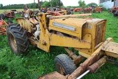 ALLIS CHALMERS I60 TRACTOR & LOADER