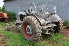 ALLIS CHALMERS 'WC' SPEED PATROL GRADER TRACTOR