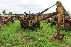 ALLIS CHALMERS I60 TRACTOR/LOADER/BACKHOE