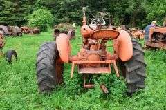 ALLIS CHALMERS 'WD' TRACTOR
