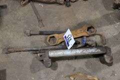 ROLLER, WRENCH, CLAMP