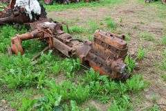 ALLIS CHALMERS TRACTOR FRAME