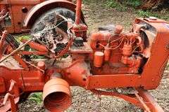 ALLIS CHALMERS D14 TRACTOR
