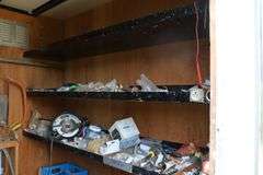 2005 CARMATE 7'X16' TANDEM ENCLOSED TRAILER