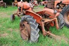 ALLIS CHALMERS D10 TRACTOR
