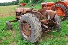 ALLIS CHALMERS D14 TRACTOR