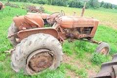 ALLIS CHALMERS D14 TRACTOR