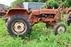 ALLIS CHALMERS D15 TRACTOR