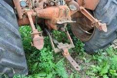 ALLIS CHALMERS D14 TRACTOR