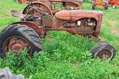 ALLIS CHALMERS 'CA' TRACTOR