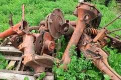 ALLIS CHALMERS TRACTOR REAR ENDS