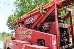 1983 GMC 7000 TRUCK & BUCYRUS ERIE 22W DRILL
