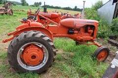 ALLIS CHALMERS CA TRACTOR