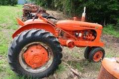 ALLIS CHALMERS 'WD' TRACTOR