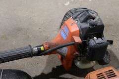 2 GAS POWERED TRIMMERS