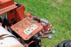 CASE 990 DIESEL TRACTOR & LOADER -RUNNING