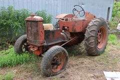ALLIS CHALMERS 'U' TRACTOR