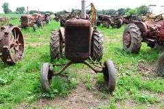 ALLIS CHALMERS 'B' TRACTOR