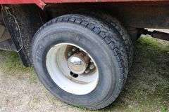 2004 PETERBILT 330 TANDEM AXLE DUMP TRUCK